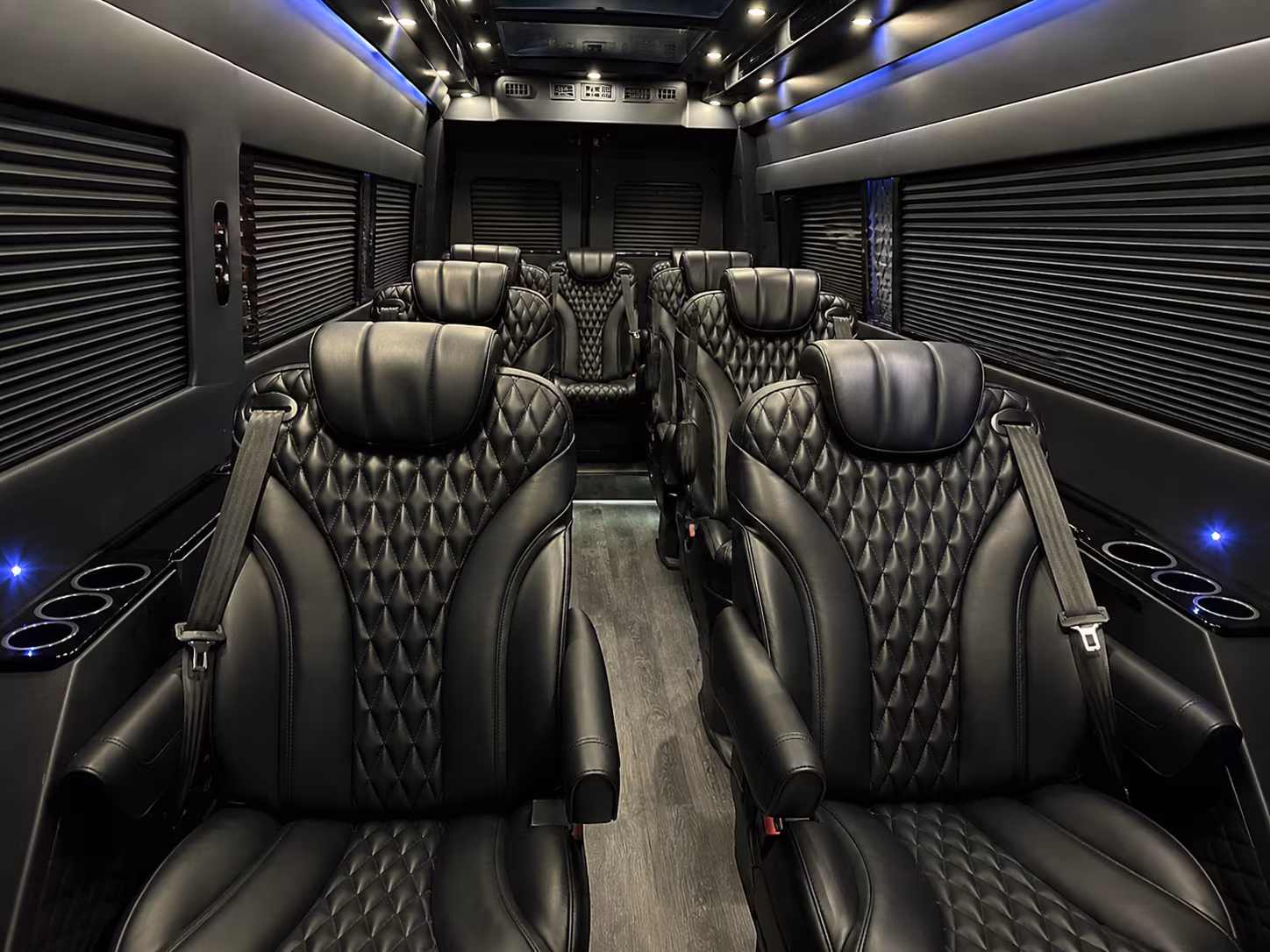 find the perfect transportation for your next airport transfer 5