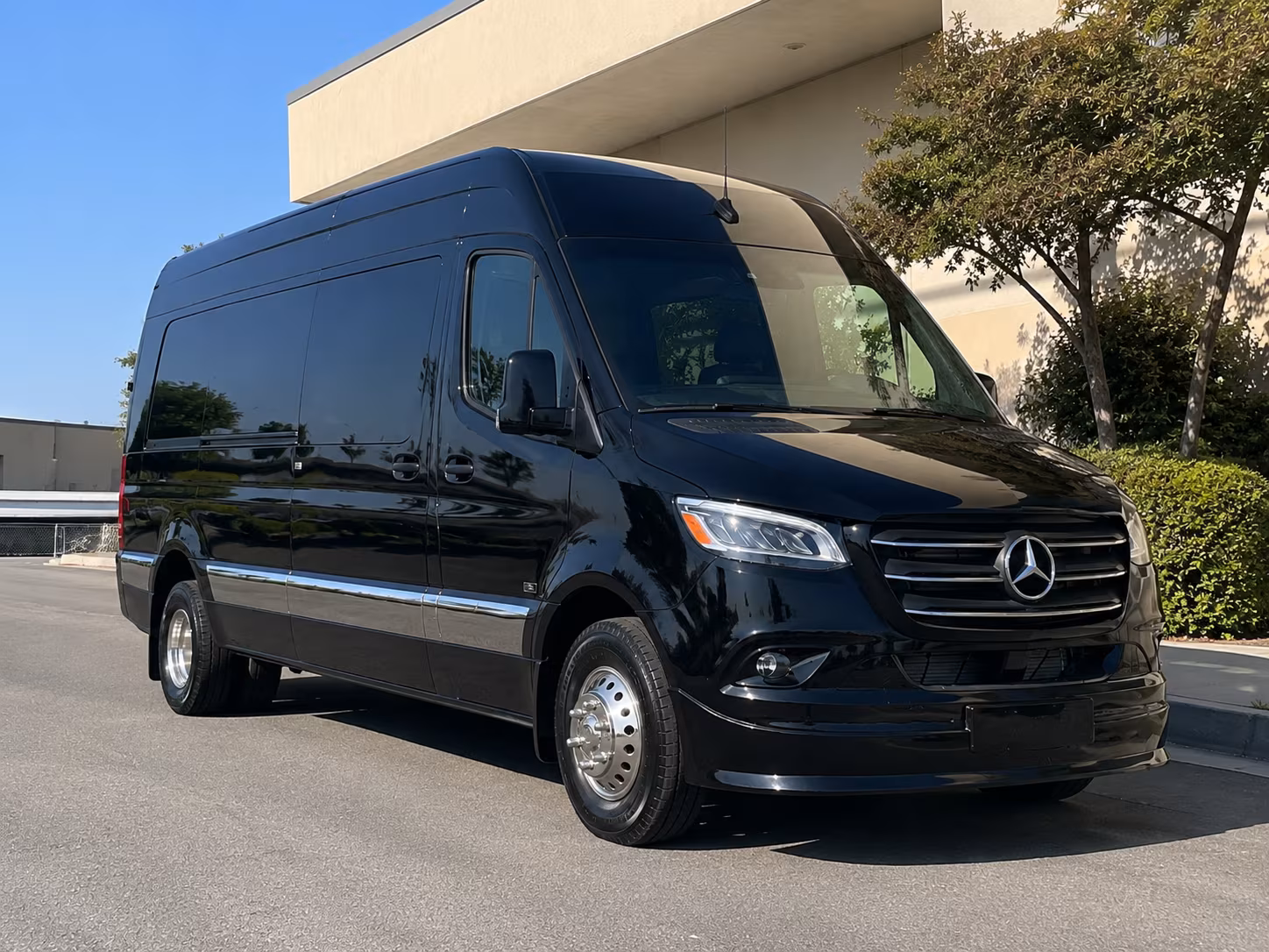find the perfect transportation for your next wine tour 4