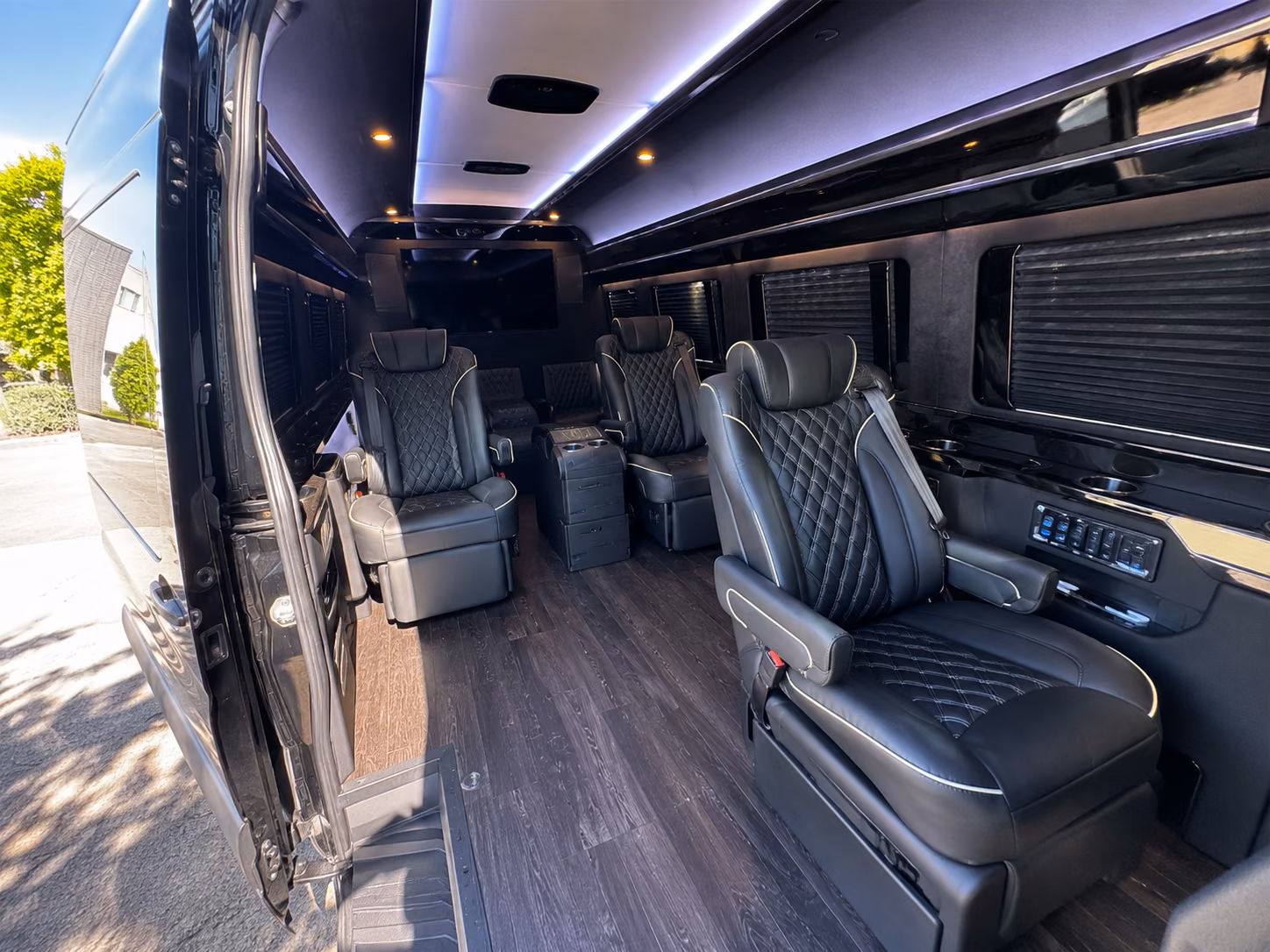 pembroke pines 10 passenger sprinter van inside
