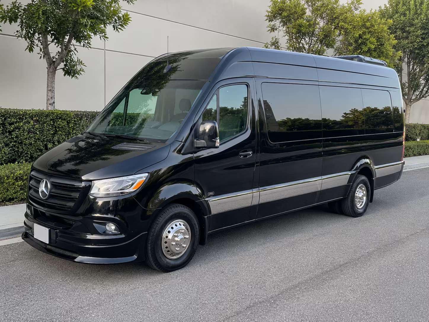 pembroke pines 10 passenger sprinter van
